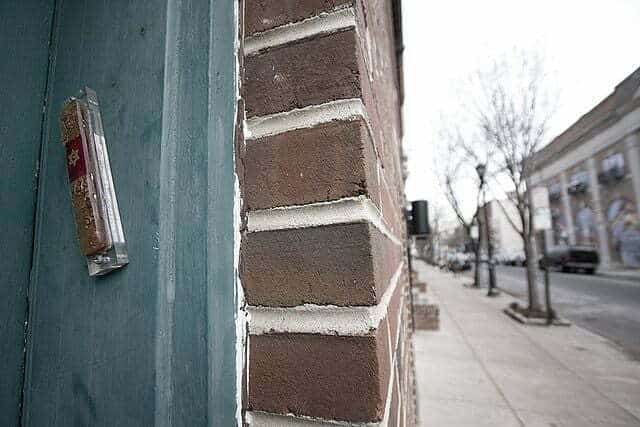 640px-Mezuzah-RS